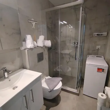 Jason Holidays Apartment